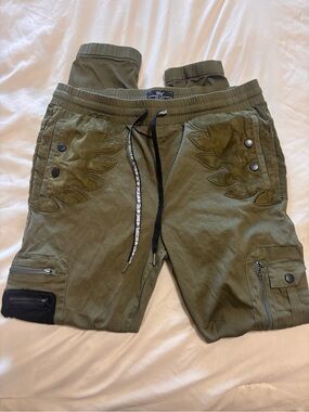 Men's THC The Hideout Olive Green Cargo Jogger Pants - Casual Utility Style
